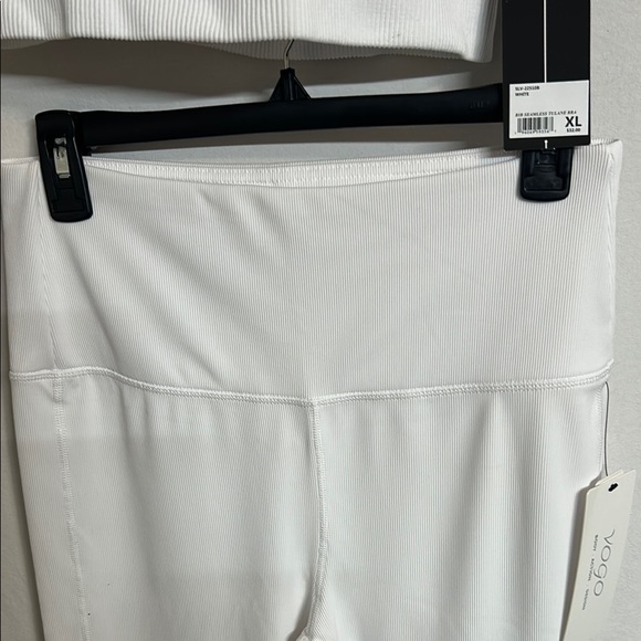 Velocity Women's White Activewear Set Size XL - Picture 9 of 16